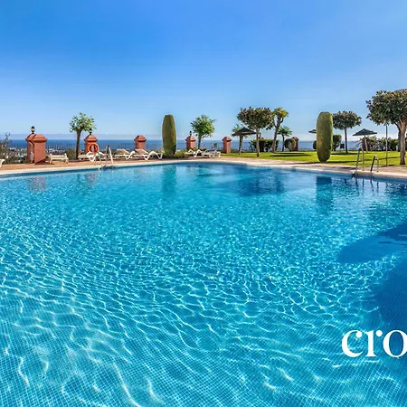 Elegant Golf Apt, Peace, Pool, Panoramic Views * Málaga