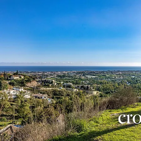 Apartment Elegant Golf Apt, Peace, Pool, Panoramic Views