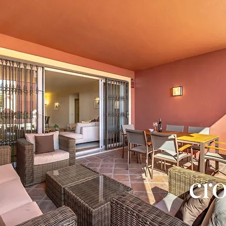 Apartment Elegant Golf Apt, Peace, Pool, Panoramic Views *