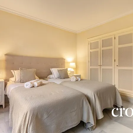 Apartment Elegant Golf Apt, Peace, Pool, Panoramic Views