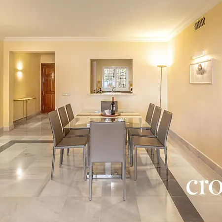 Elegant Golf Apt, Peace, Pool, Panoramic Views