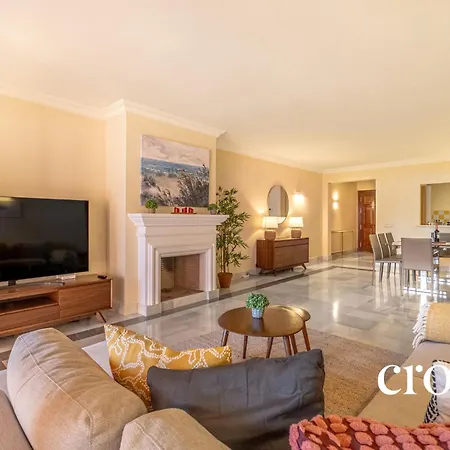 Elegant Golf Apt, Peace, Pool, Panoramic Views Apartment *