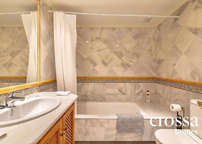 公寓 Elegant Golf Apt, Peace, Pool, Panoramic Views 马拉加